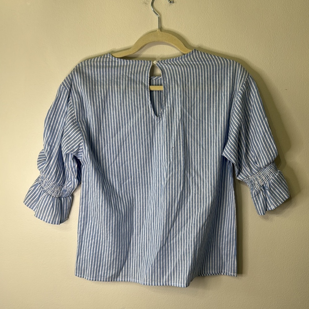 After Market Ruffle Top NWT - Picture 5 of 7